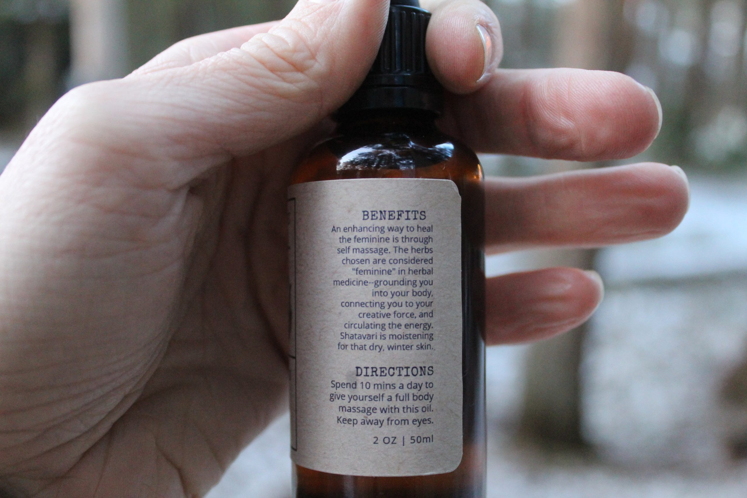 Healing the Feminine Herbal Body Oil - Image 2